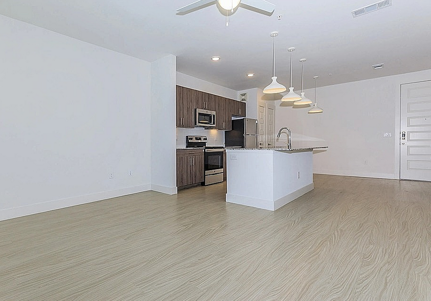 1823 Dalhart Road