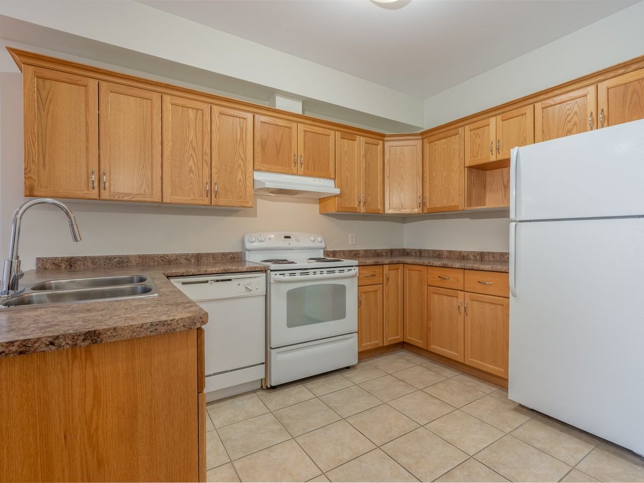 Notre Dame Rental Apartments - Photo 7 of 23