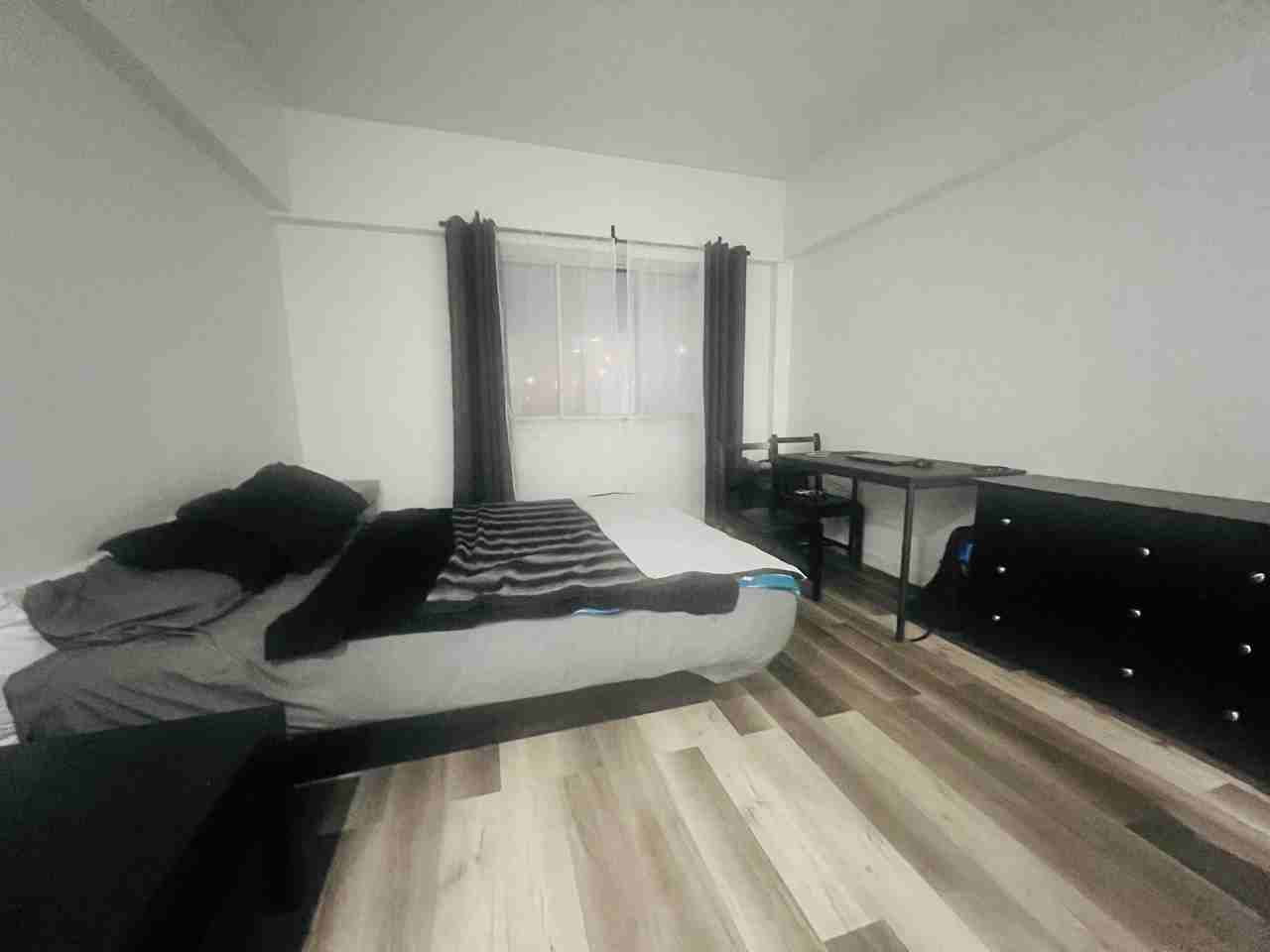 1980 Rue Sainte-Catherine Est - Photo 3 of 5