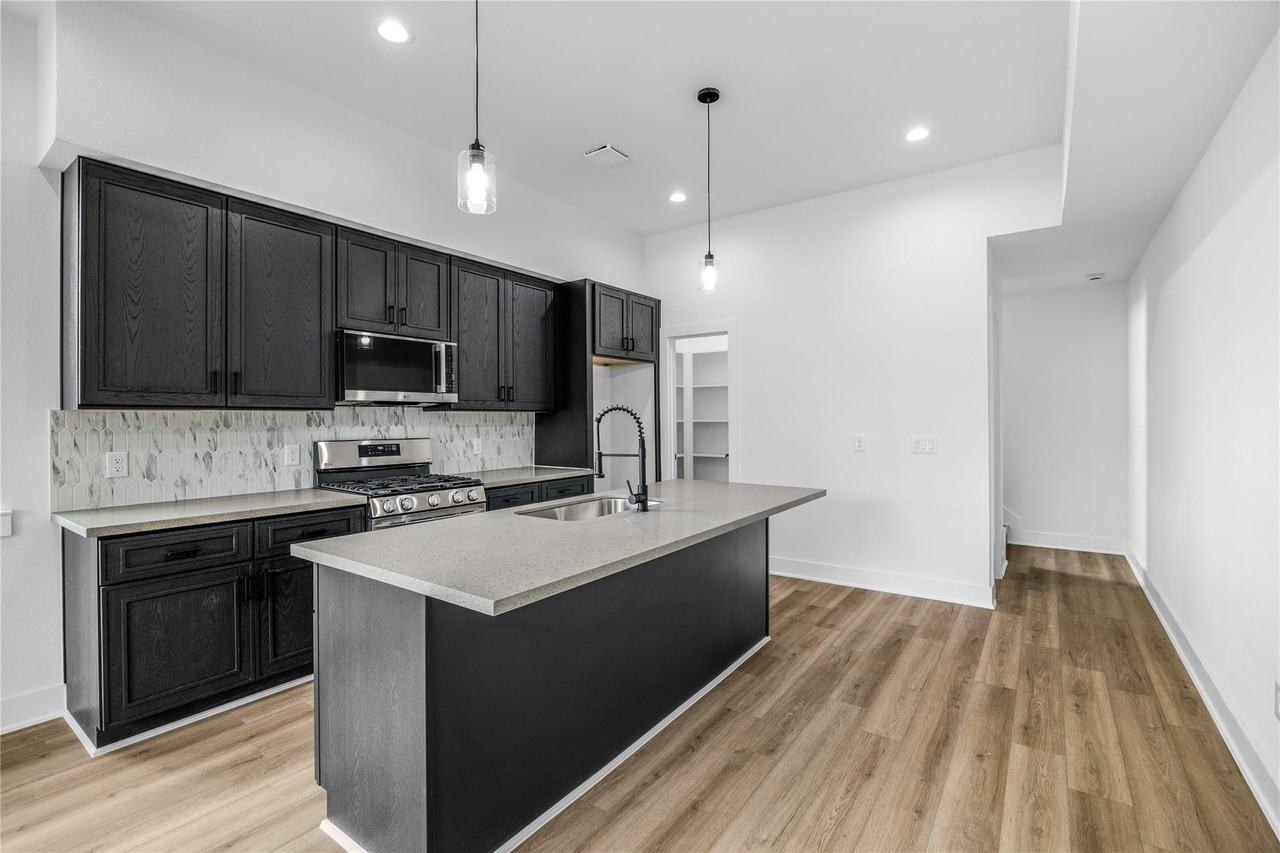 7901 Cora Street - Photo 5 of 6