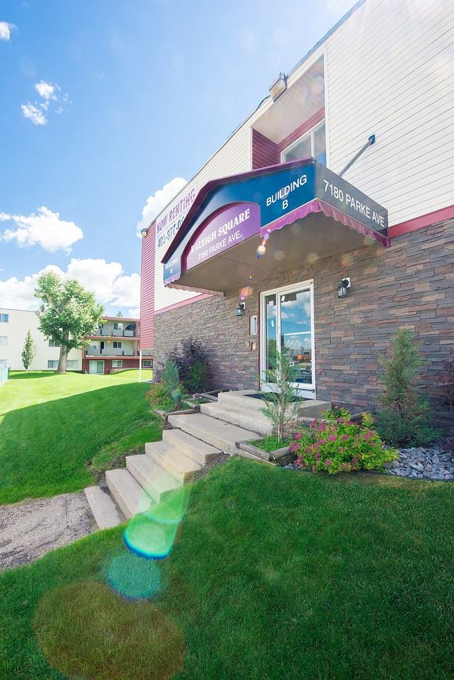 Raleigh Square Apartments - Photo 3 of 33