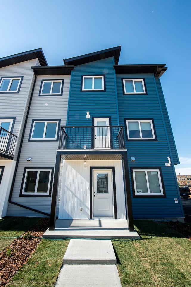 Breeze On Maple Way - Photo 4 of 50