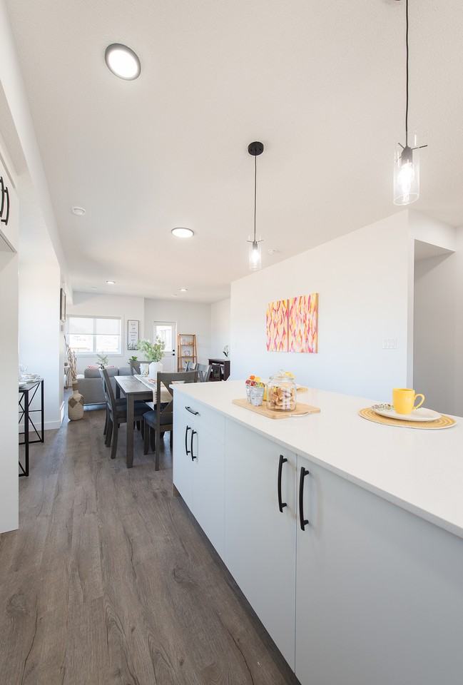 Inglewood 8 Plex - Photo 3 of 18