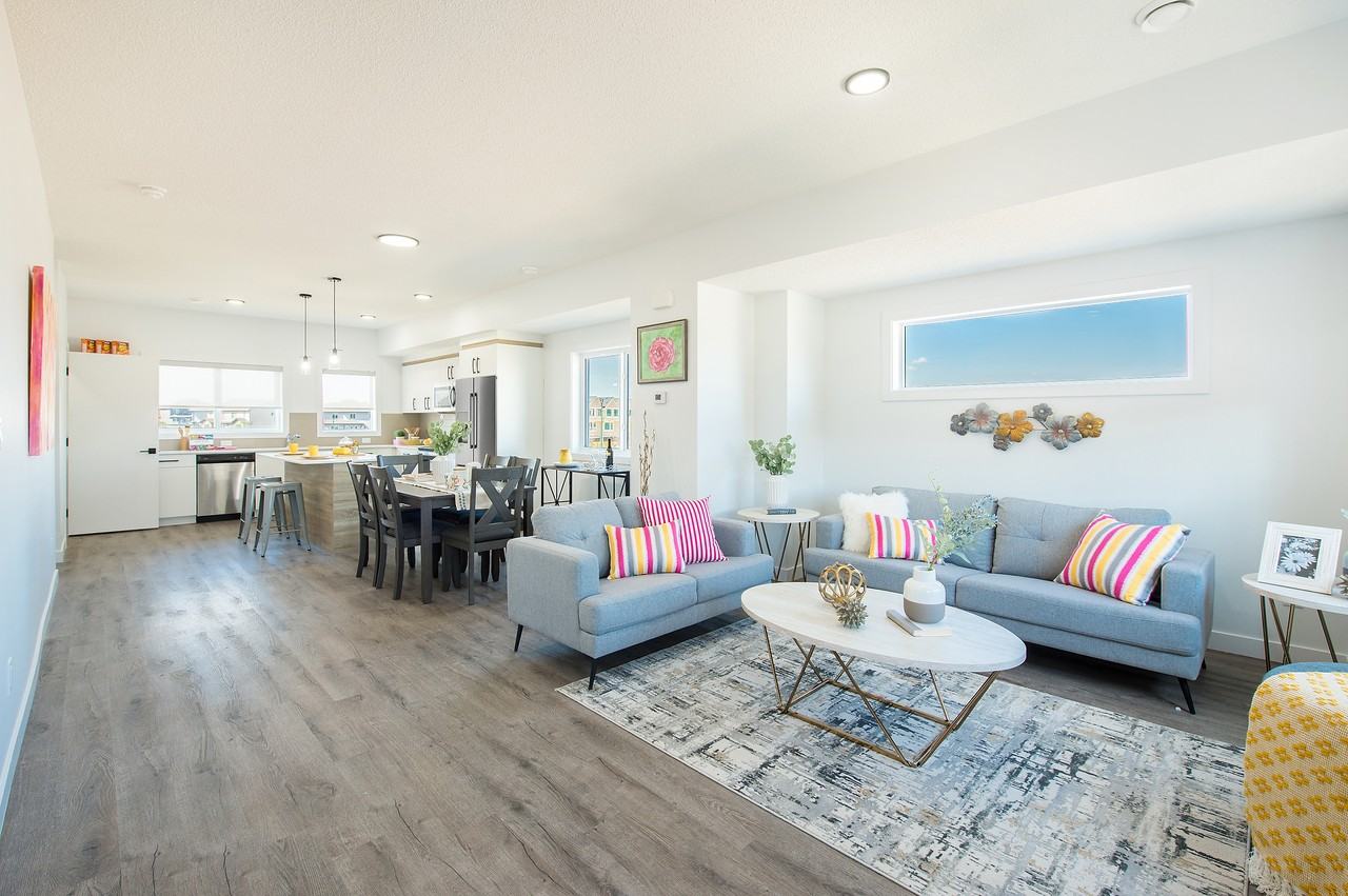 Inglewood 8 Plex - Photo 4 of 18