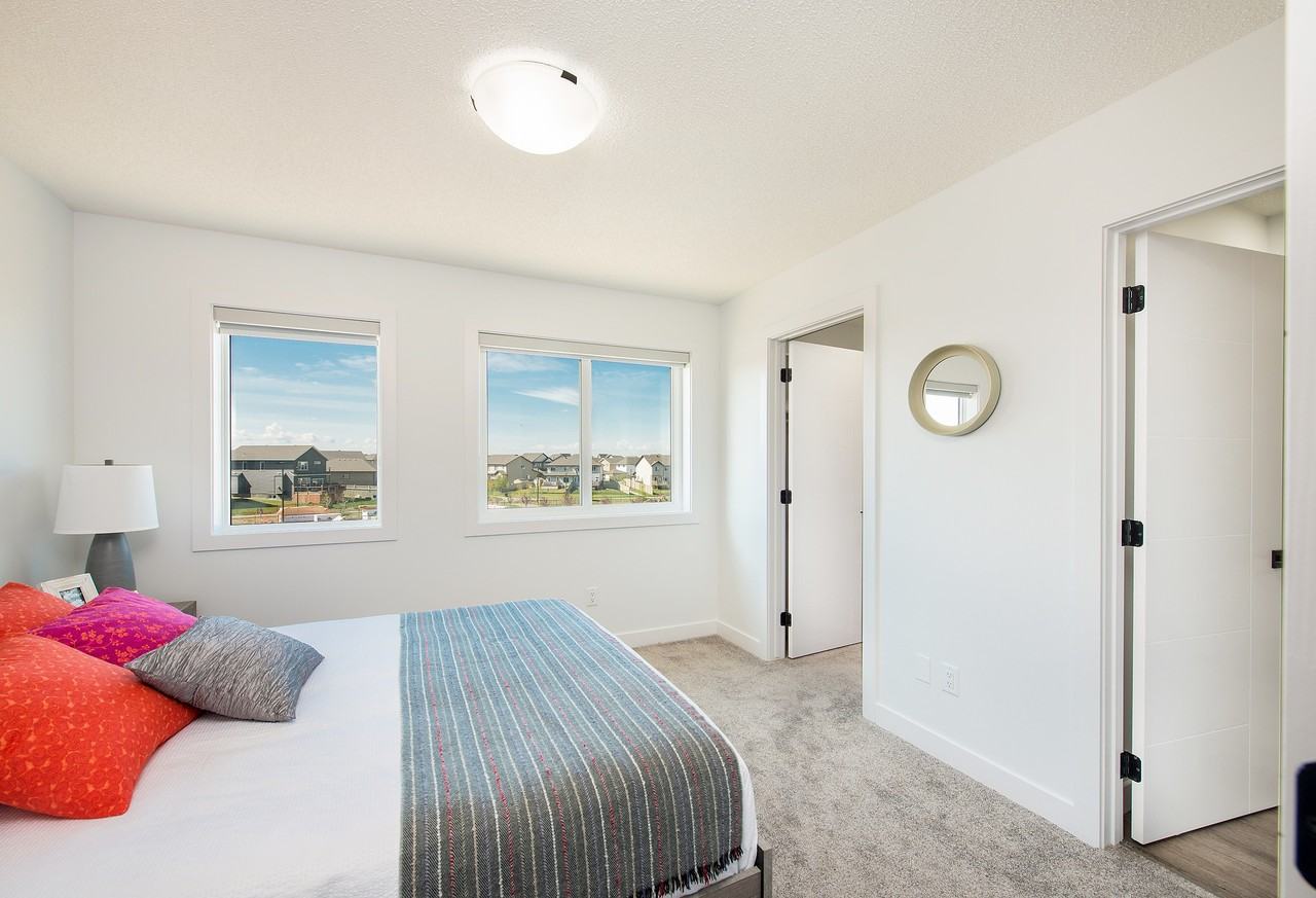 Inglewood 8 Plex - Photo 7 of 18