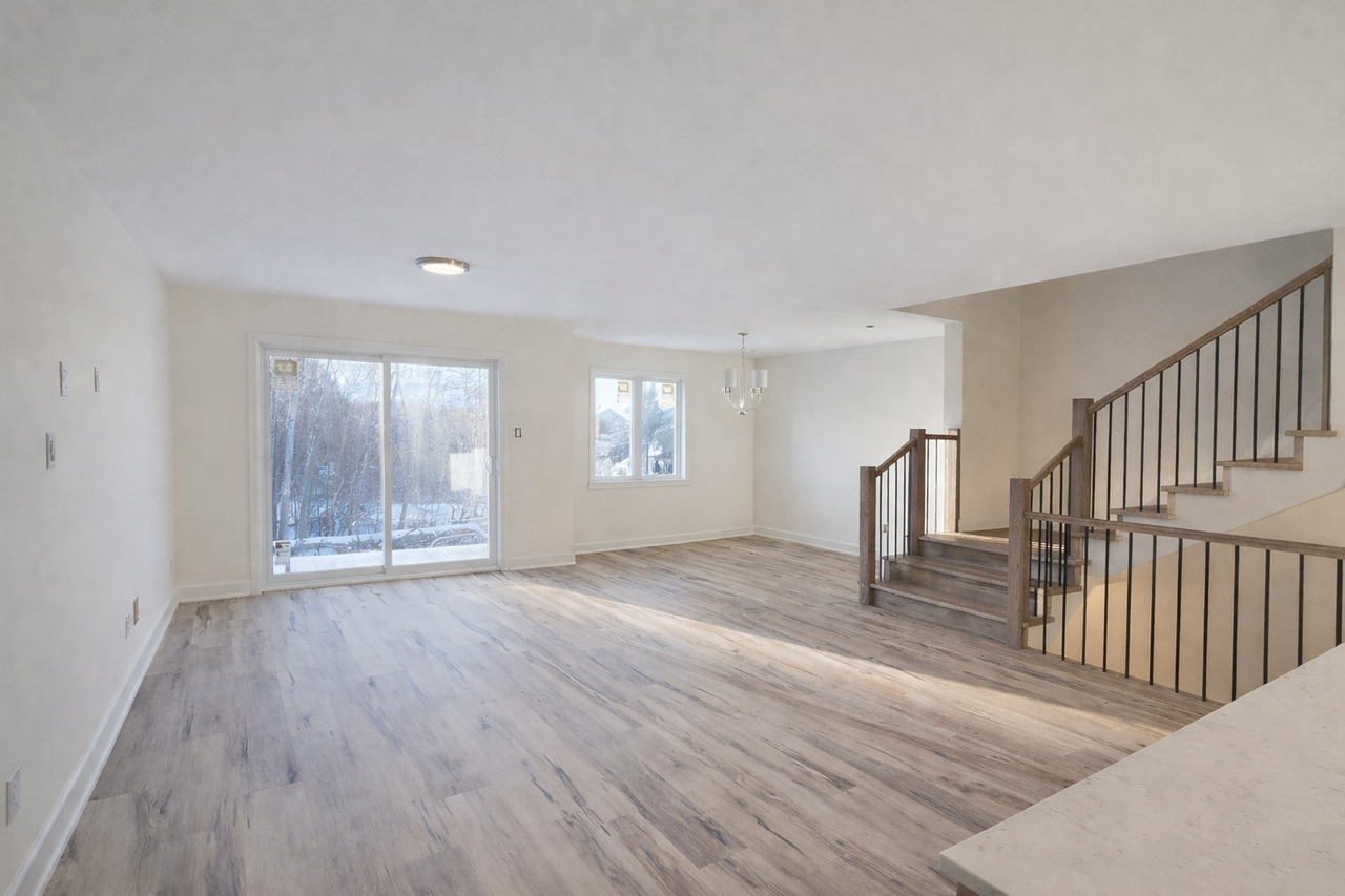 359 Voyageur Place - Photo 5 of 13