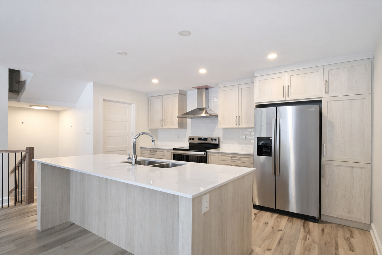 359 Voyageur Place - Photo 4 of 13