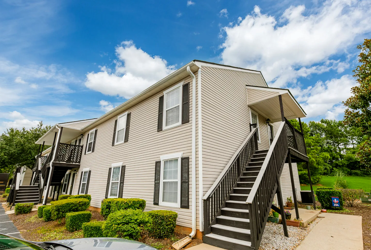 Winter Ridge - Photo 4 of 124