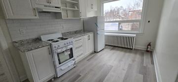 featured image of 1854 Eglinton Avenue West #2