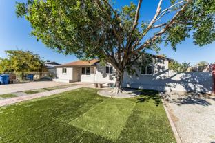 2614 W Greenway Rd #NA - Photo 1 of 1