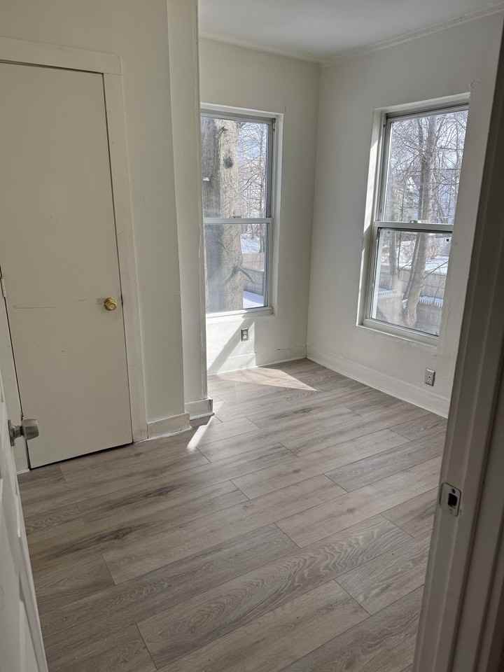 27 Lilac St - Photo 3 of 12