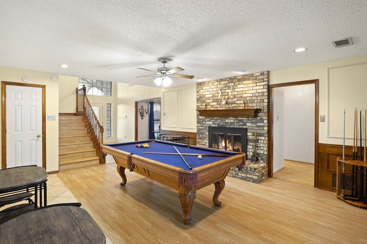 1424 Cobblestone Dr #NA - Photo 5 of 43