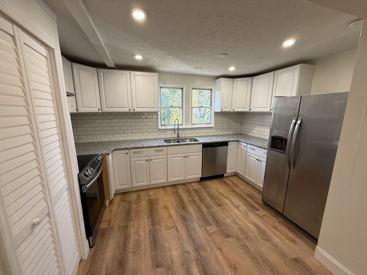 10 Avon Rd #NA - Photo 4 of 14