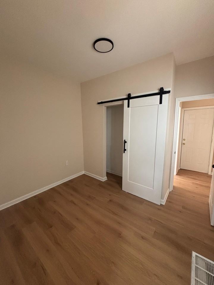 802 Princeton Ave #NA - Photo 7 of 16