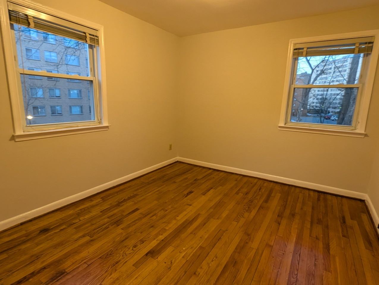 1204 N Oak St #2 - Photo 7 of 14