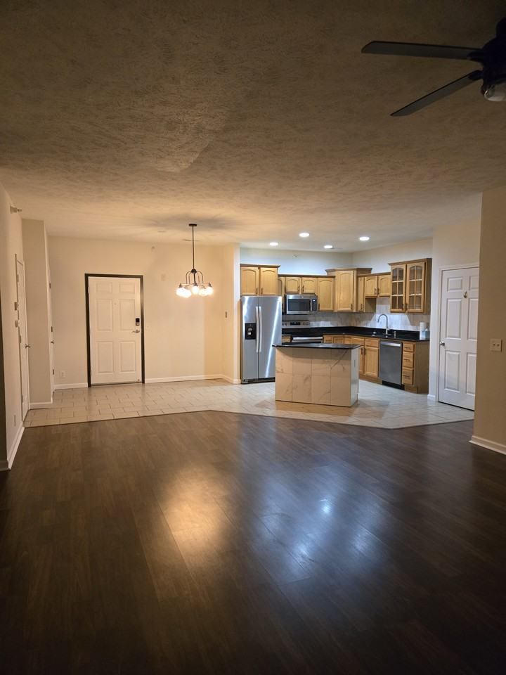 3325 N 148th Ct #3204 - Photo 4 of 15