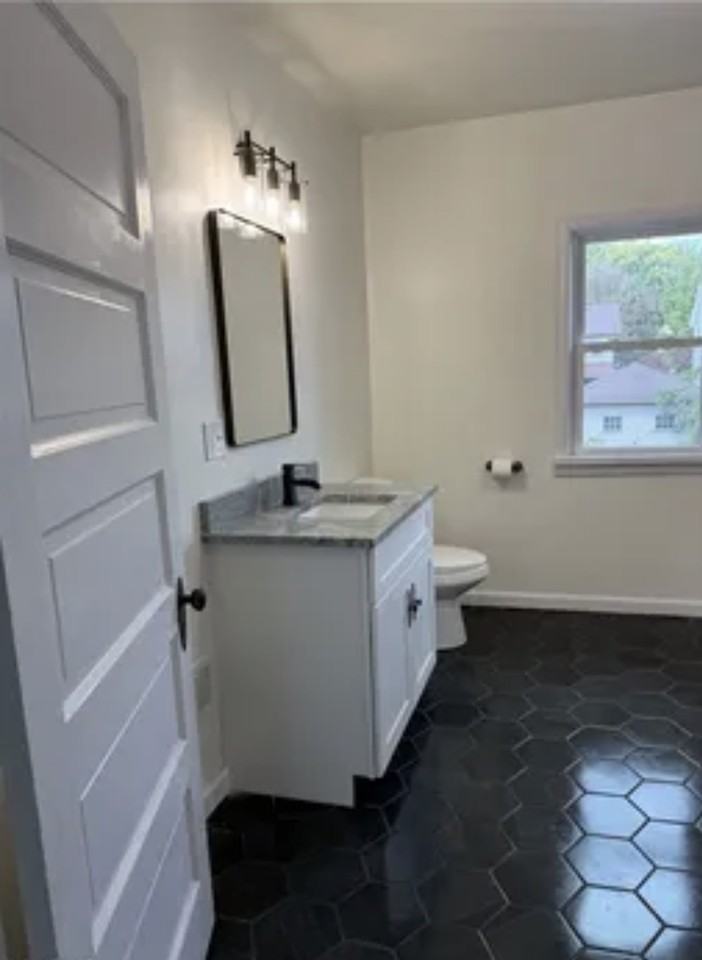 216 N Main St #NA - Photo 4 of 14