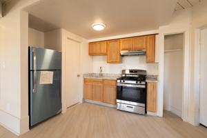 featured image of 4301 Harriet St