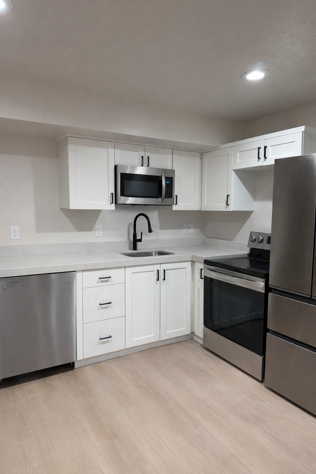 1181 W Koradine Dr - Photo 2 of 8