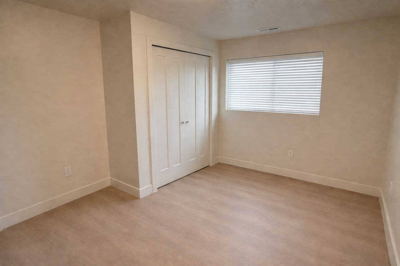 1181 W Koradine Dr - Photo 7 of 8