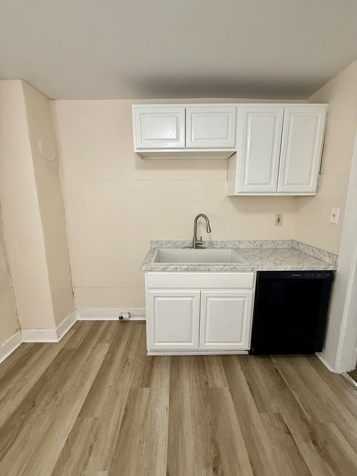 25 Gramont Ave #NA - Photo 3 of 48