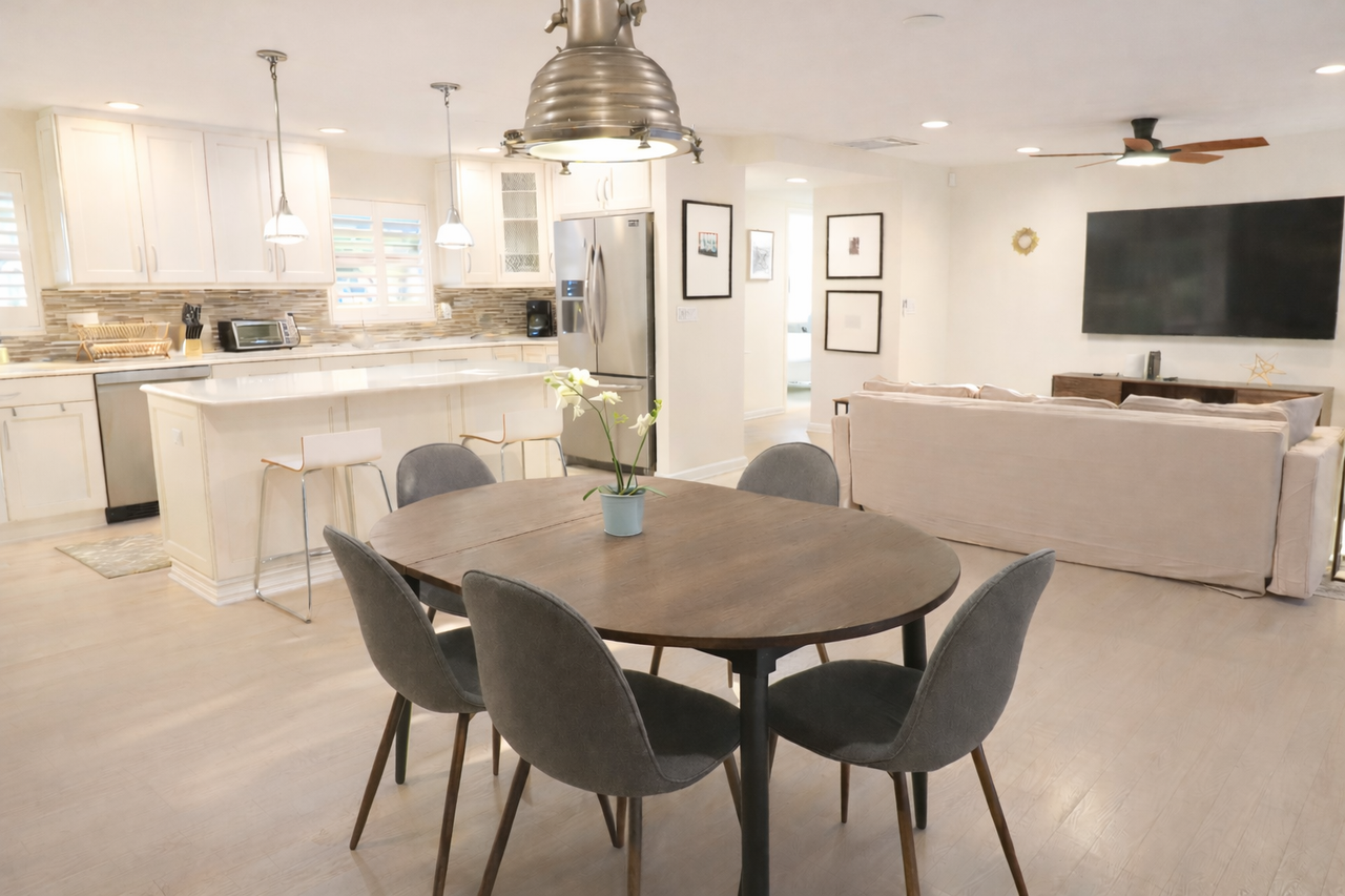 2412 Clematis St #NA - Photo 7 of 32