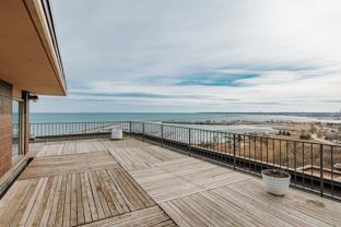 1919 N Summit Ave #8C - Photo 1 of 1