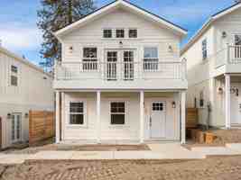 featured image of 480 Se Reed Market Rd #NA