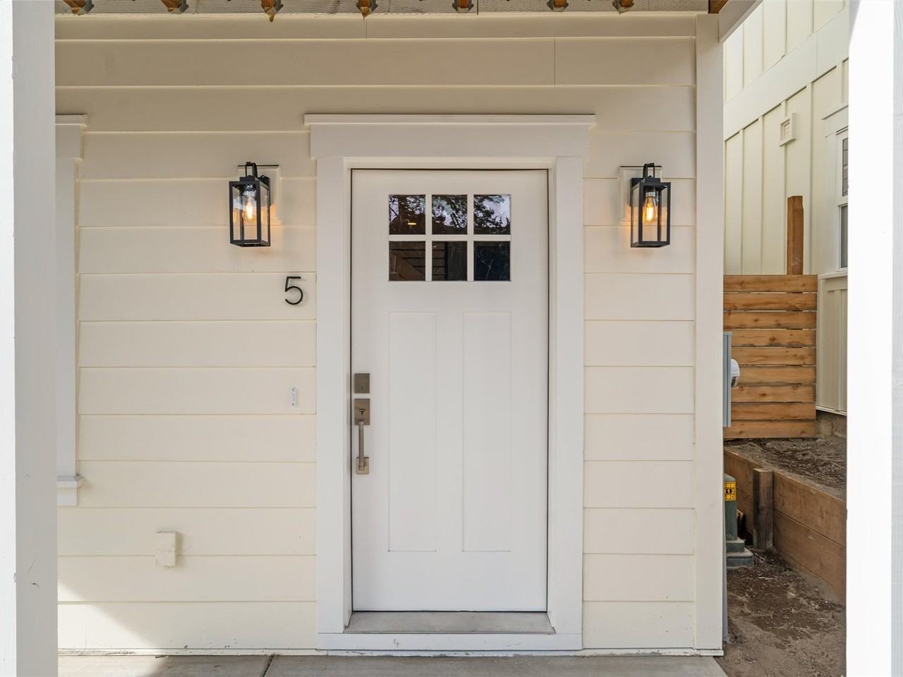 480 Se Reed Market Rd #NA - Photo 4 of 32