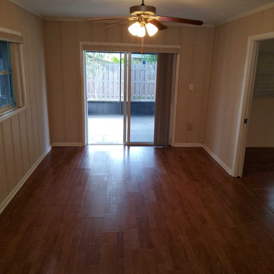 220 Debra Ct #NA - Photo 5 of 10