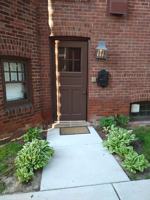 featured image of 2245 N Lake Dr