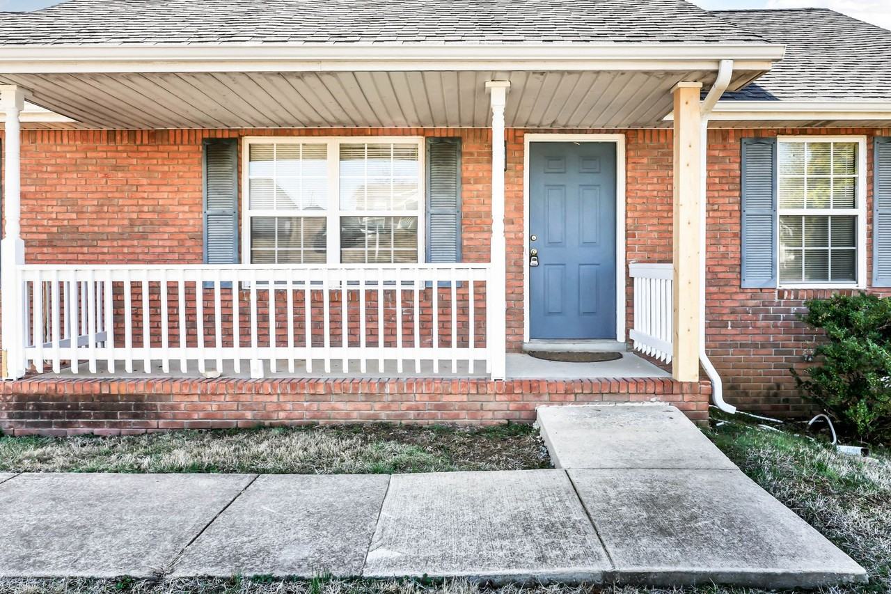 1006 Bobcat Dr - Photo 2 of 31