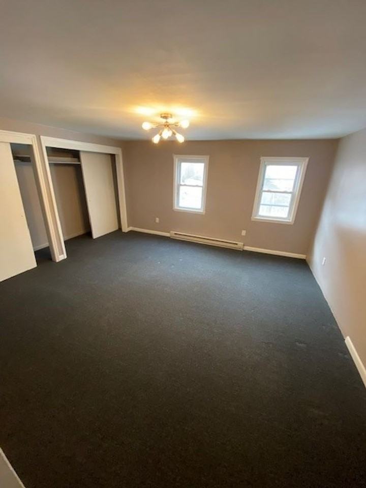 53 W High St - Photo 6 of 9