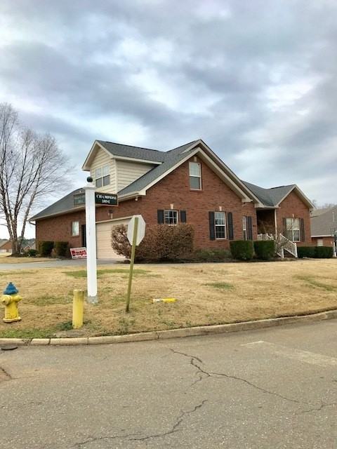 3003 Champions Dr - Photo 2 of 15