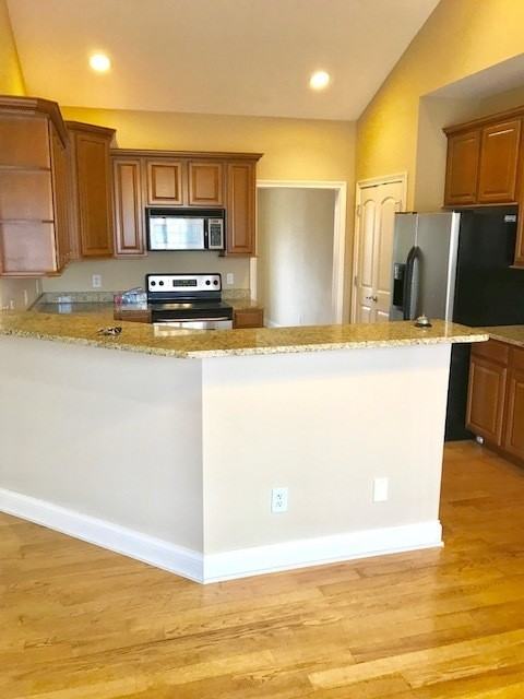 3003 Champions Dr - Photo 4 of 15