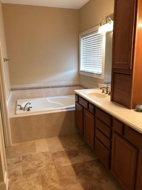 3003 Champions Dr - Photo 7 of 15