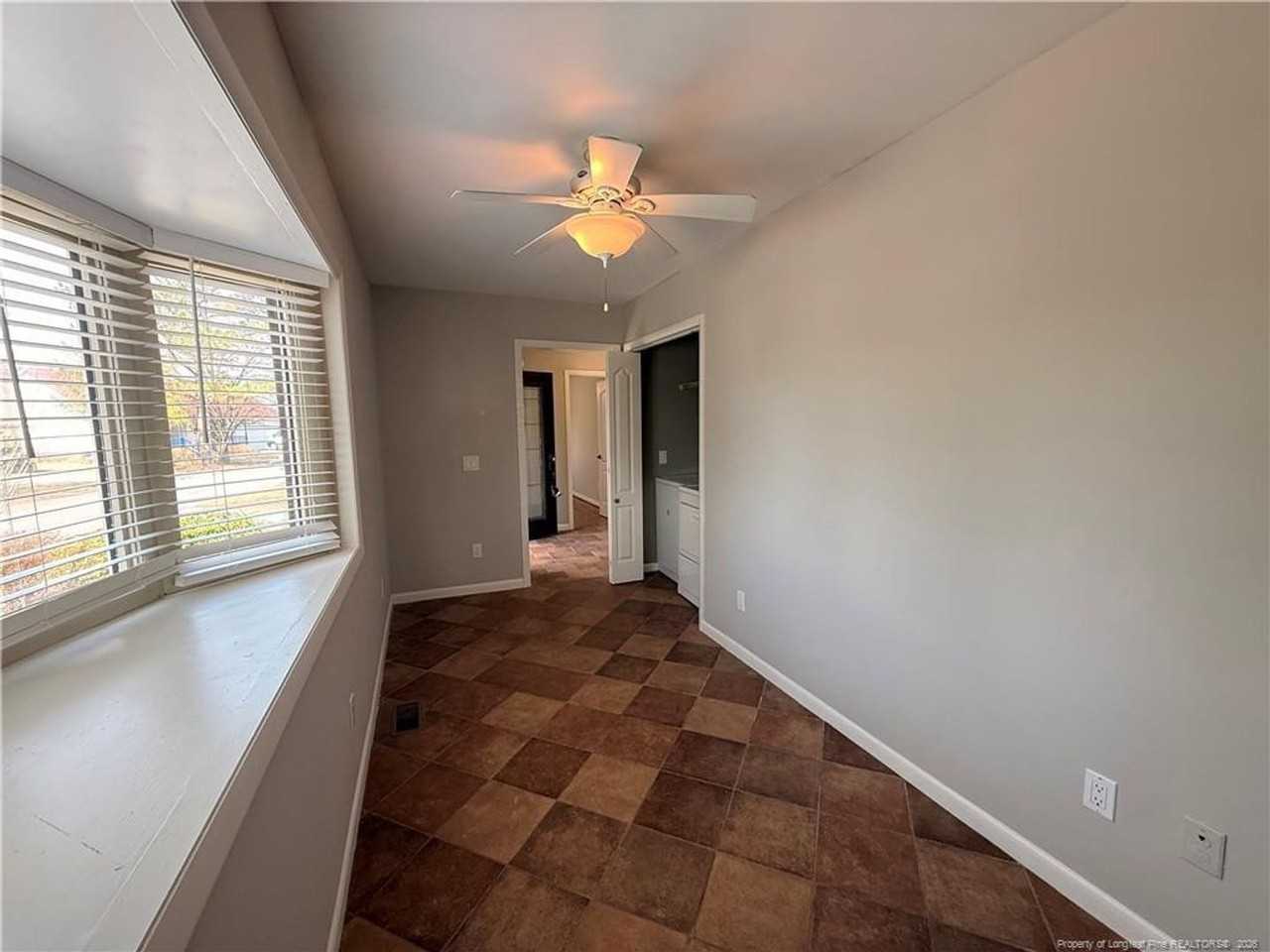 848 Castleberry Ct - Photo 3 of 18