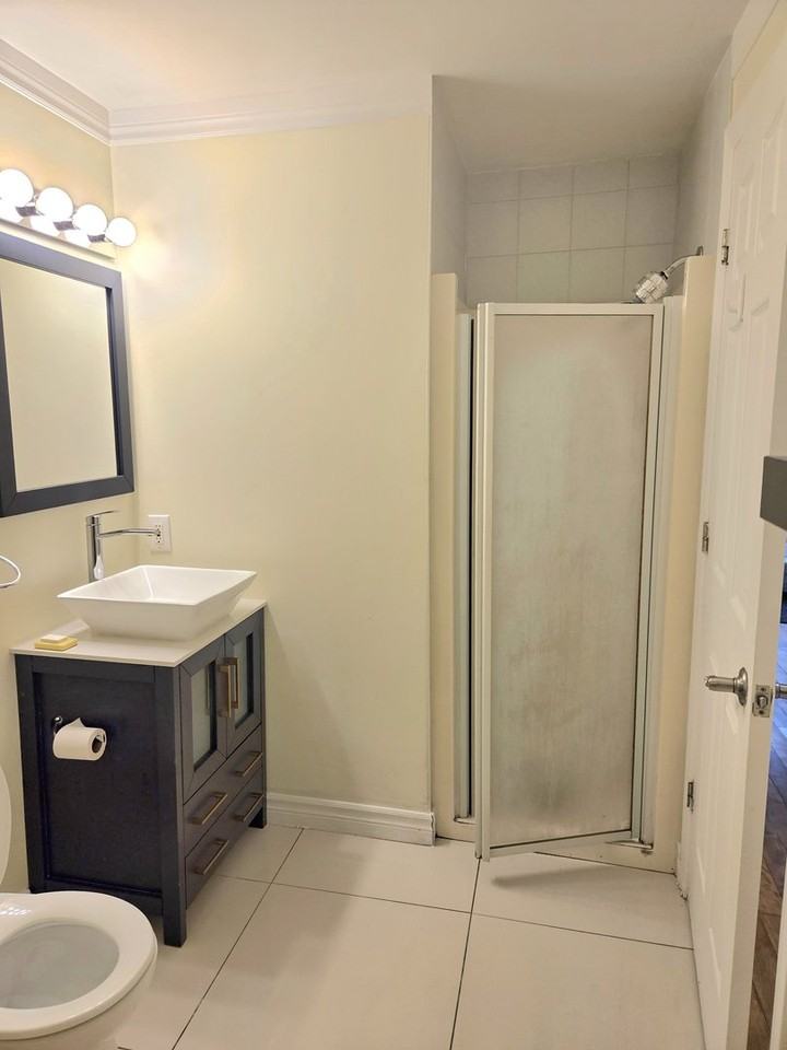 6017 Rue Hamilton - Photo 5 of 14