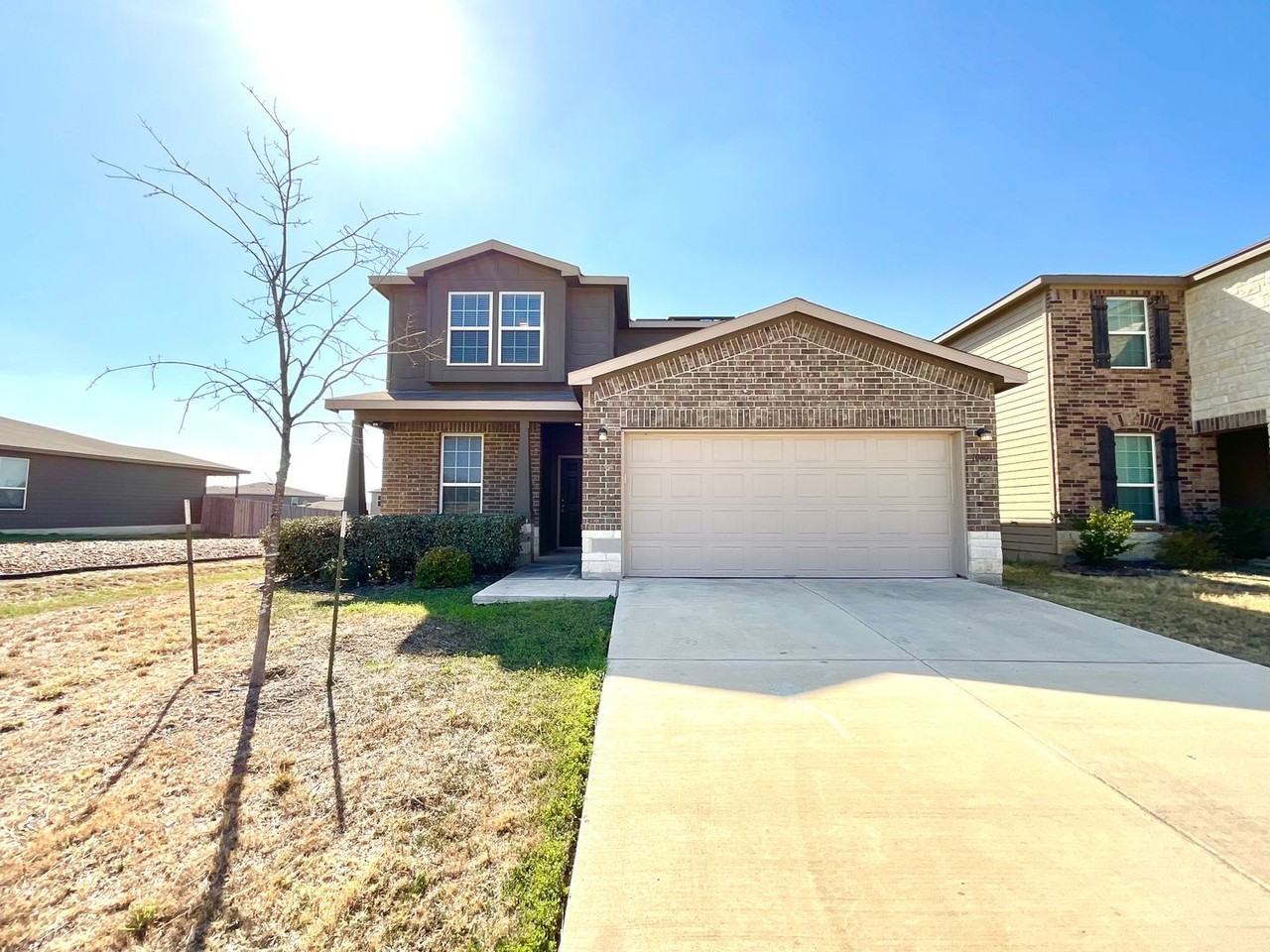 10803 Balmorhea - Photo 2 of 43