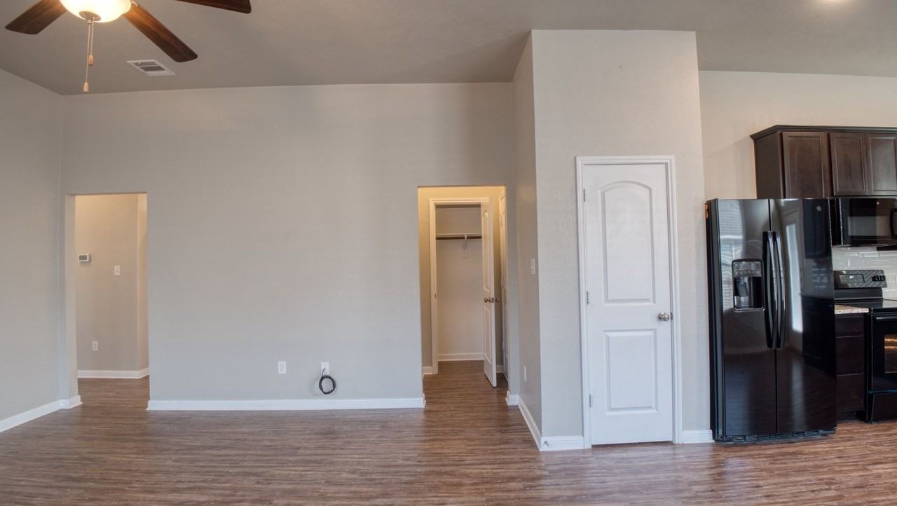 2009 Viva Rd - Photo 6 of 24