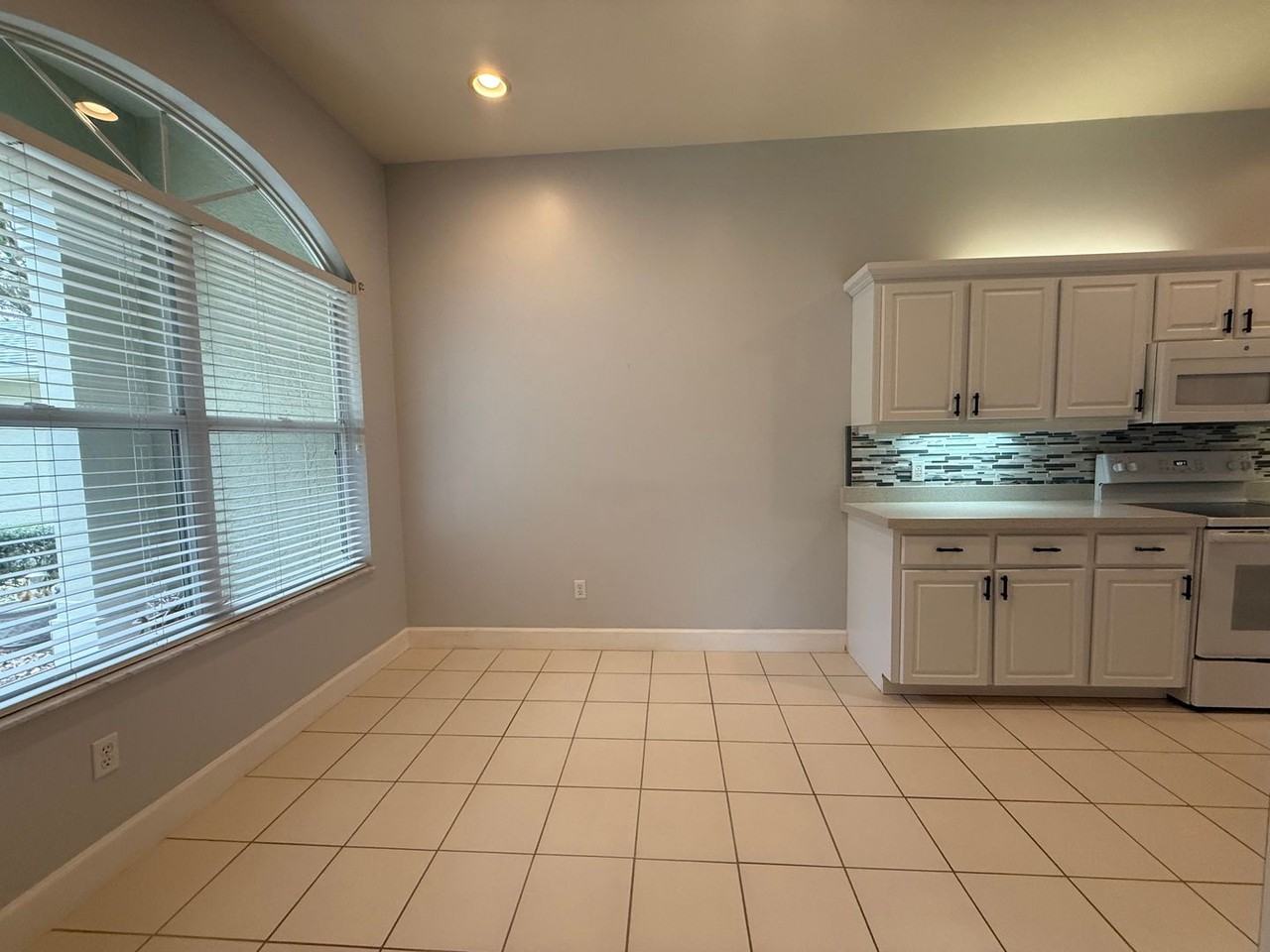 3168 Kailani Ct - Photo 4 of 36