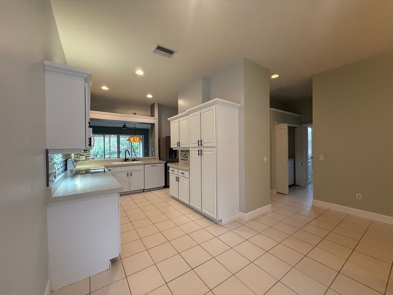 3168 Kailani Ct - Photo 5 of 36