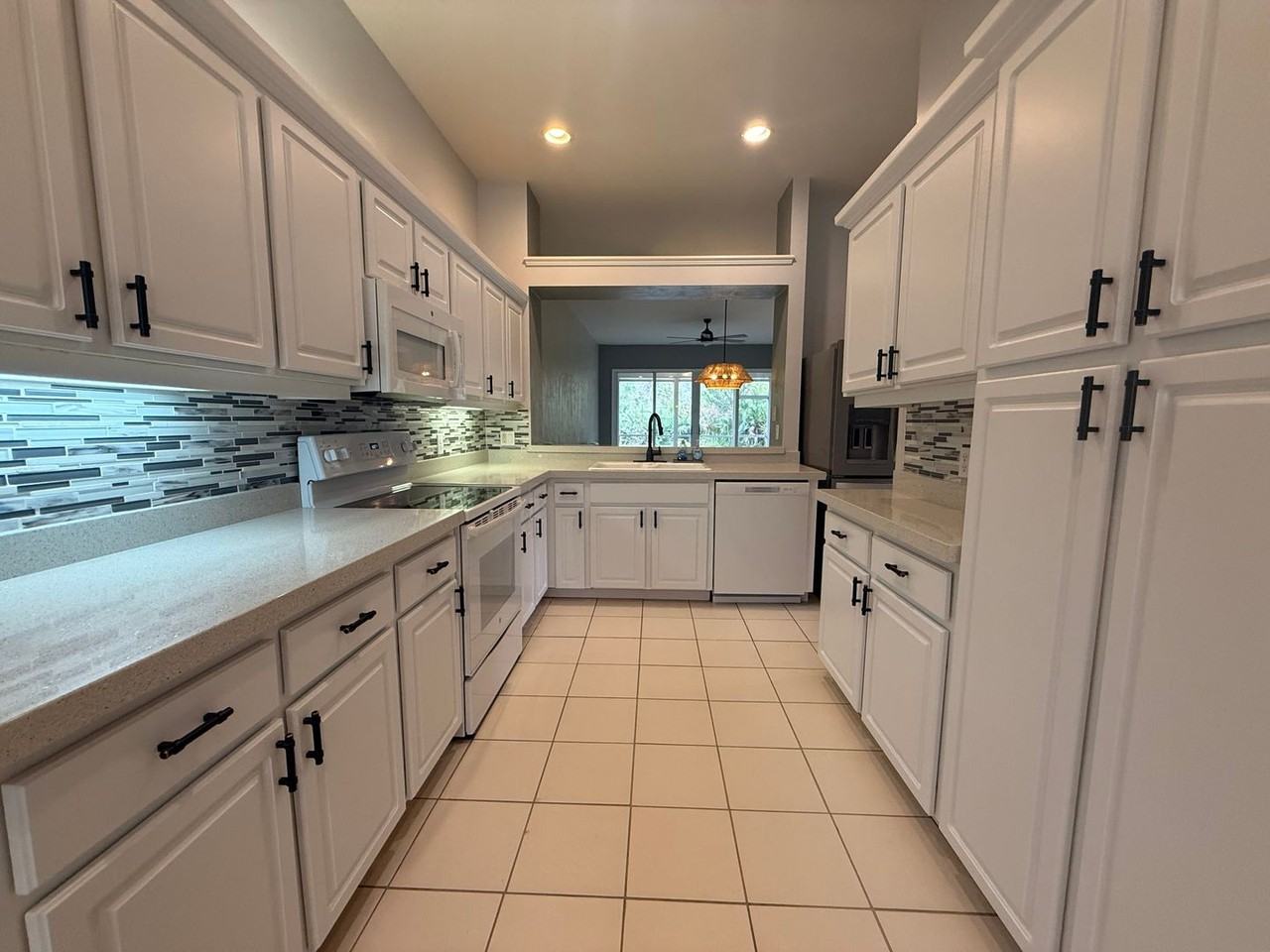 3168 Kailani Ct - Photo 6 of 36