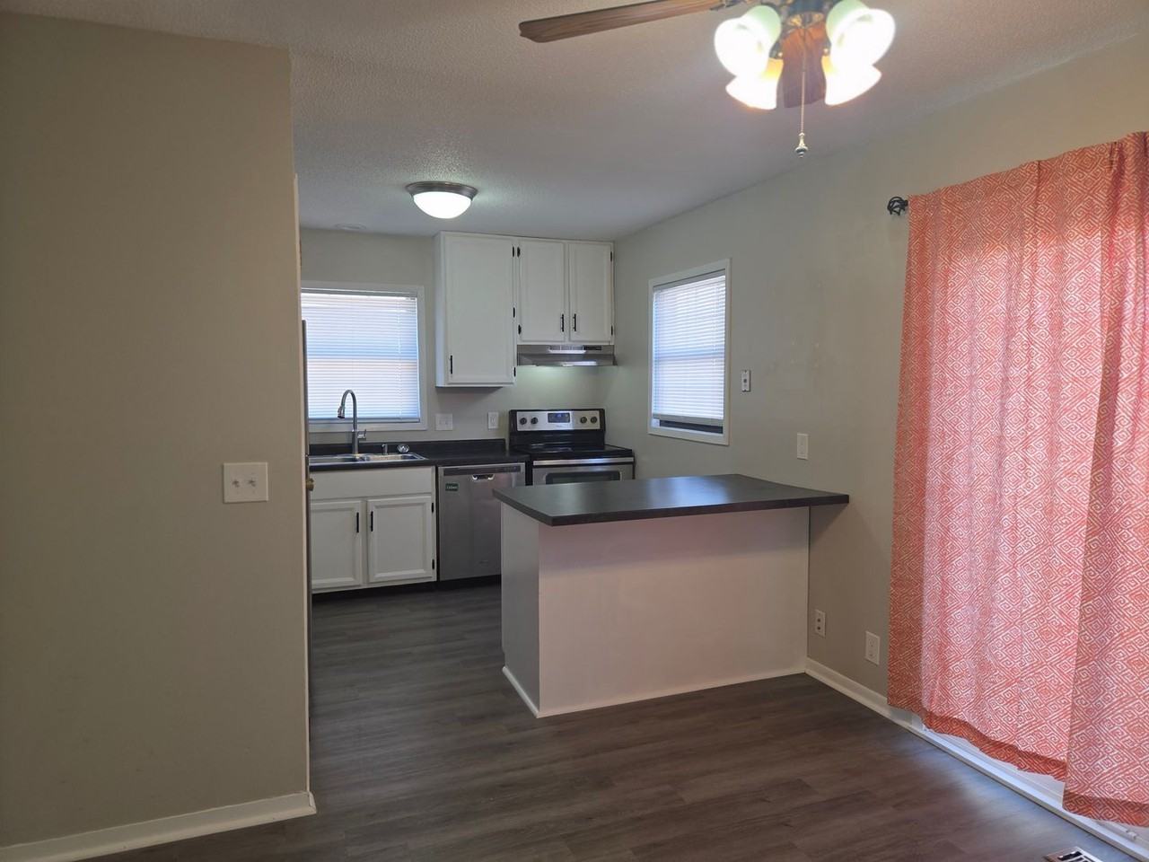 47 Glenview Dr - Photo 7 of 21