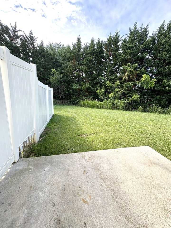 300 Amber Cir Nw - Photo 2 of 17