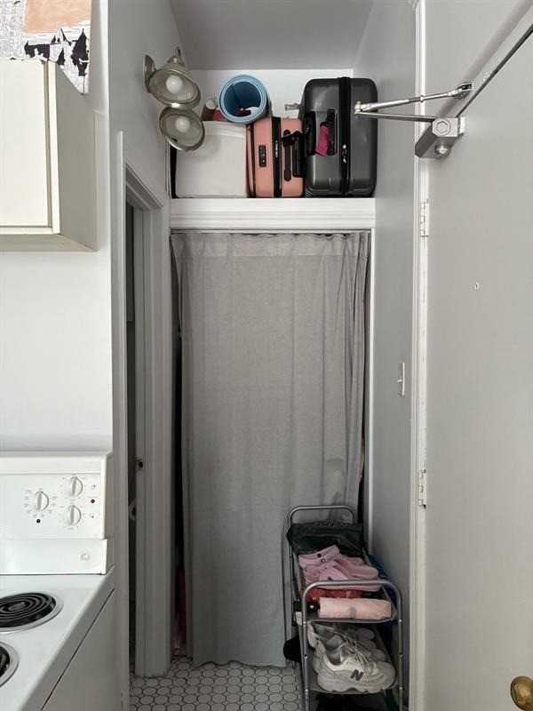 320 Cooper Street #1 - Photo 3 of 4