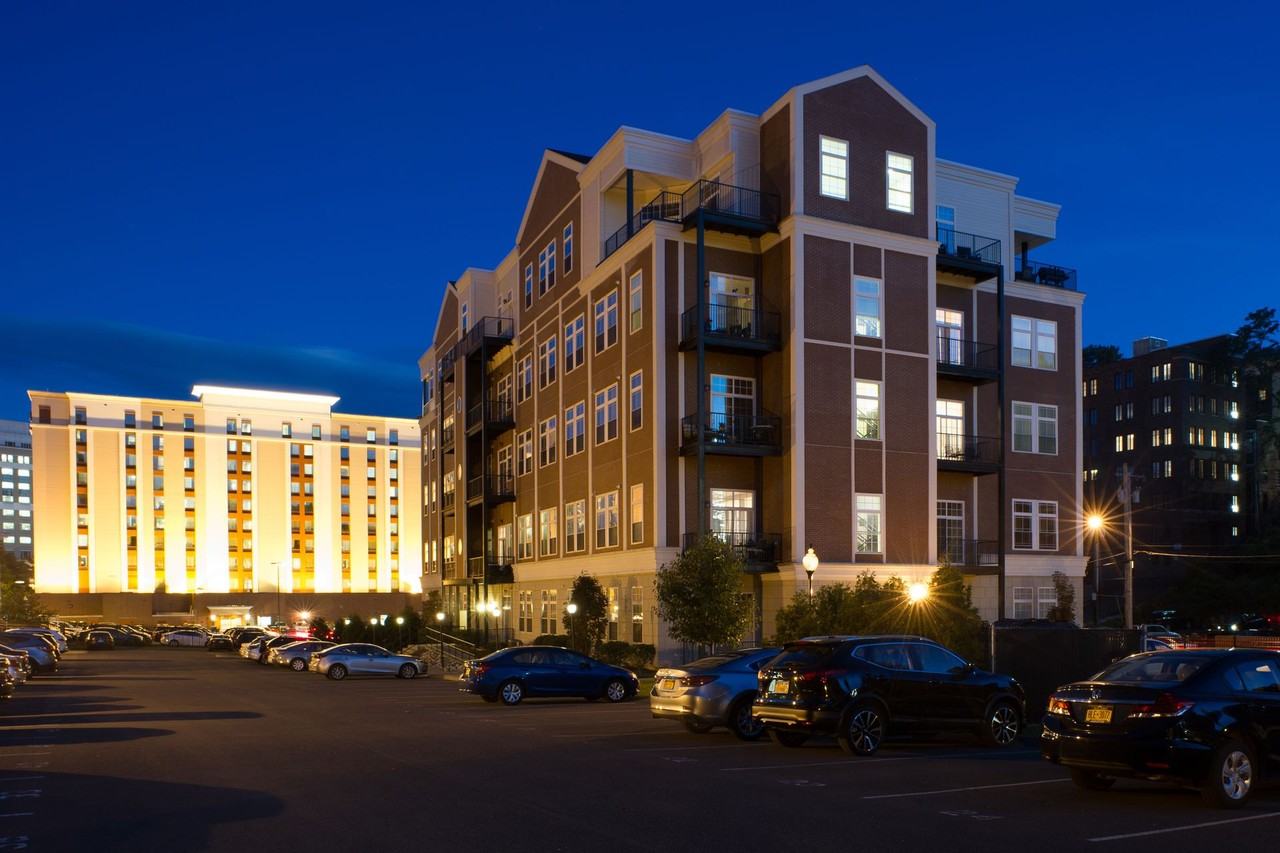 49 Sheridan Avenue - Photo 2 of 9