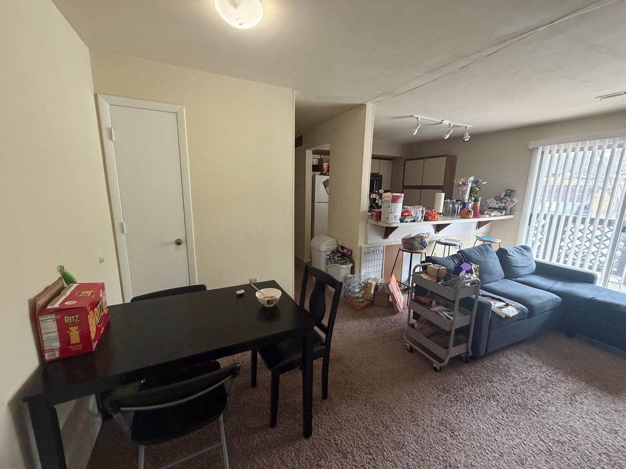 840 Newport Ter - Photo 3 of 12