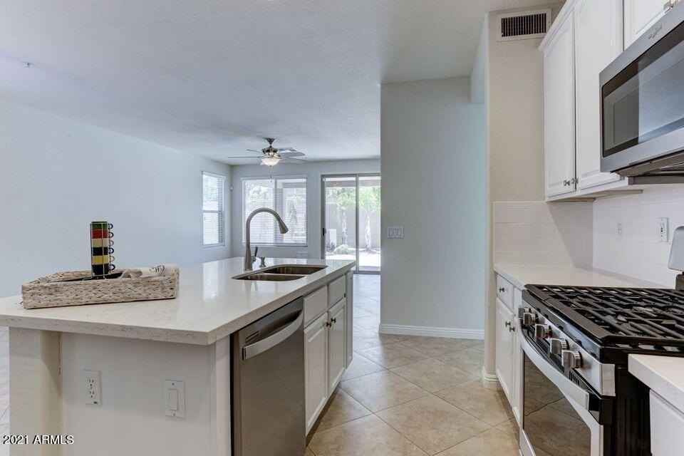 24553 N 75th Way - Photo 7 of 22