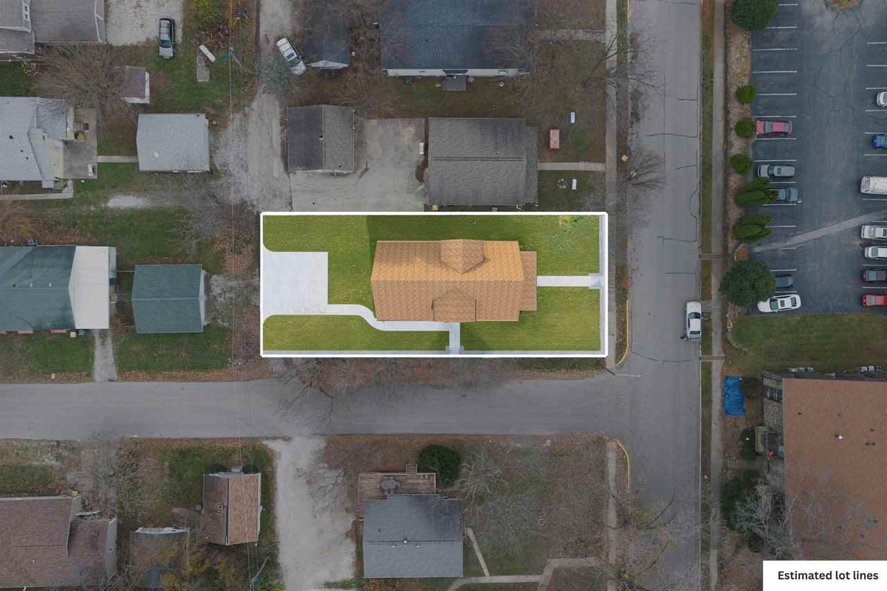 1104 N Grant St - Photo 2 of 24